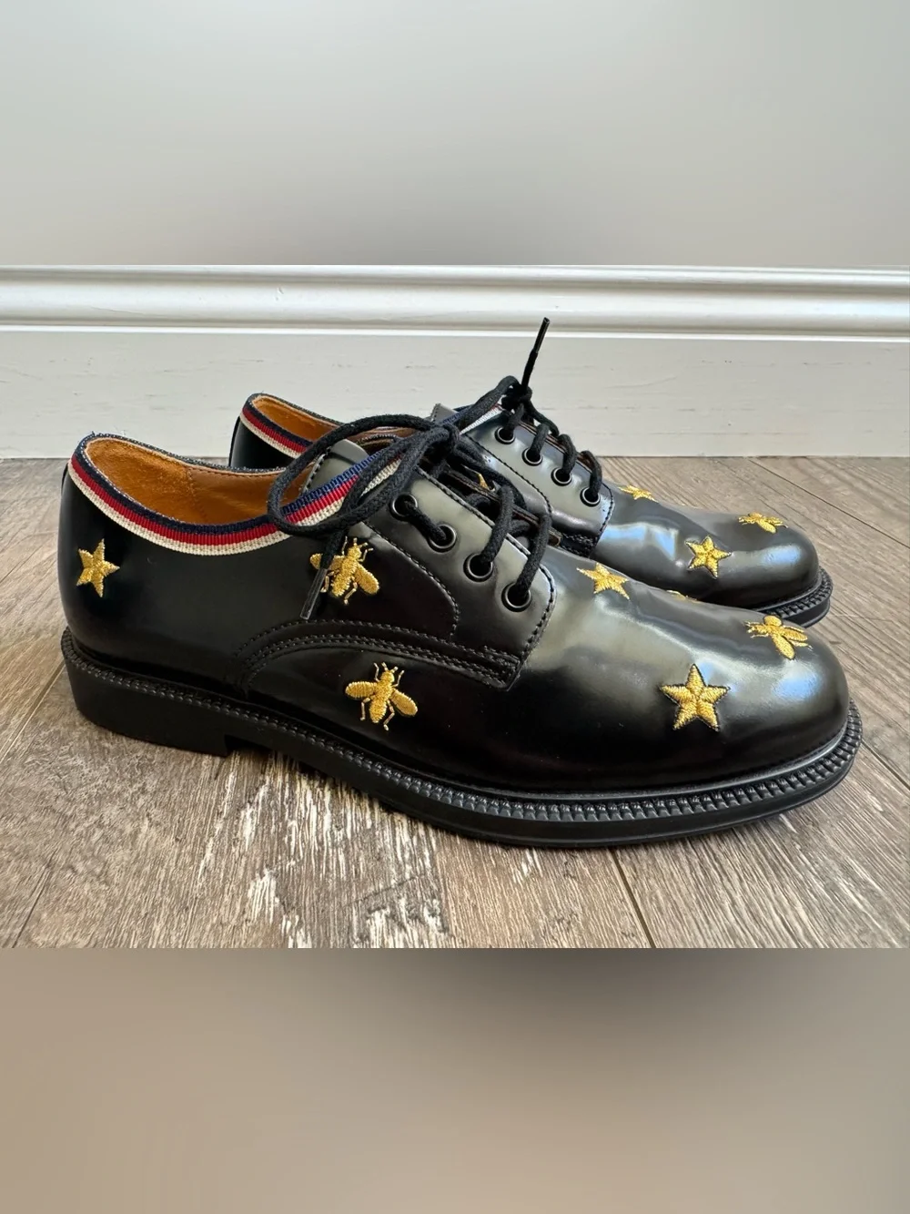 Gucci Kids EU 33 Black Leather Bee Star Embroidered Derby Dress Shoes Sylvie Web
